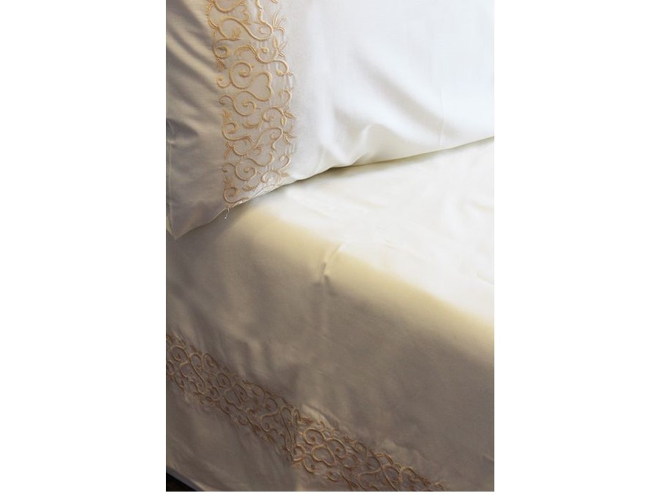 Forge Bed Sheet Set-5 Pcs - Gold